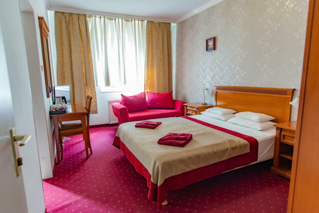 Walzer Hotel Budapest Exterior photo